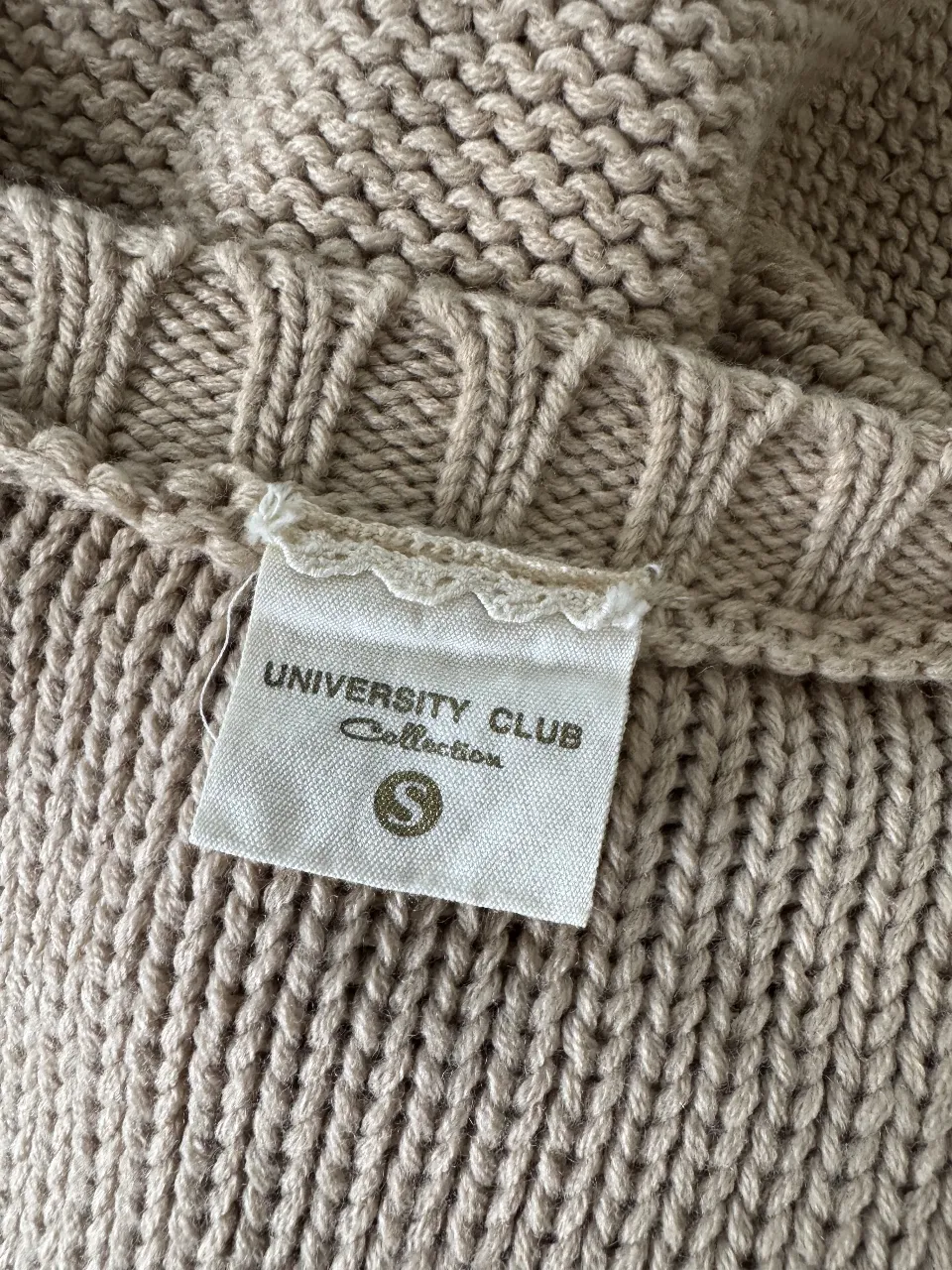 Sweater University Club - imagen 4
