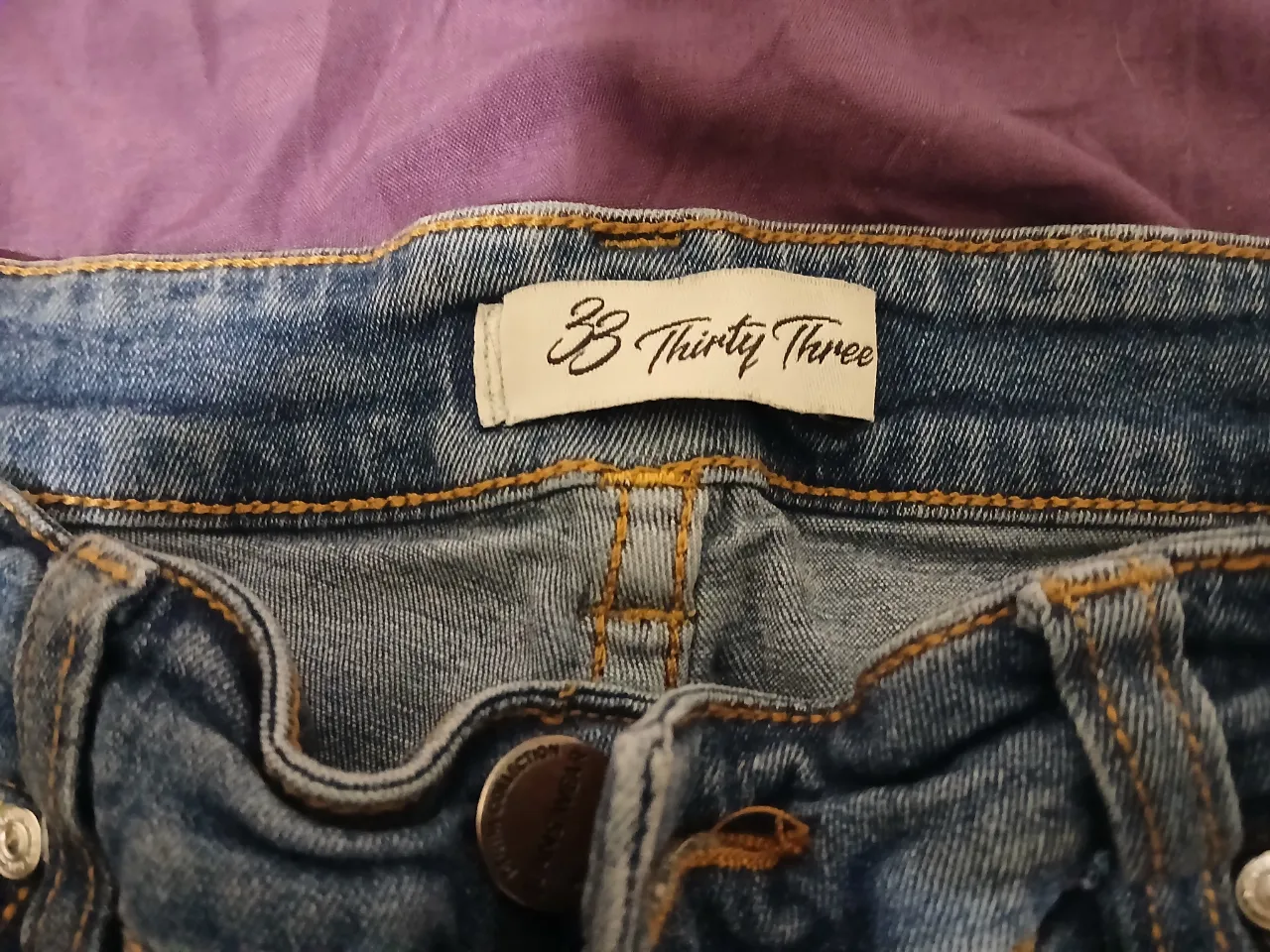 Jean Thirty three - imagen 3