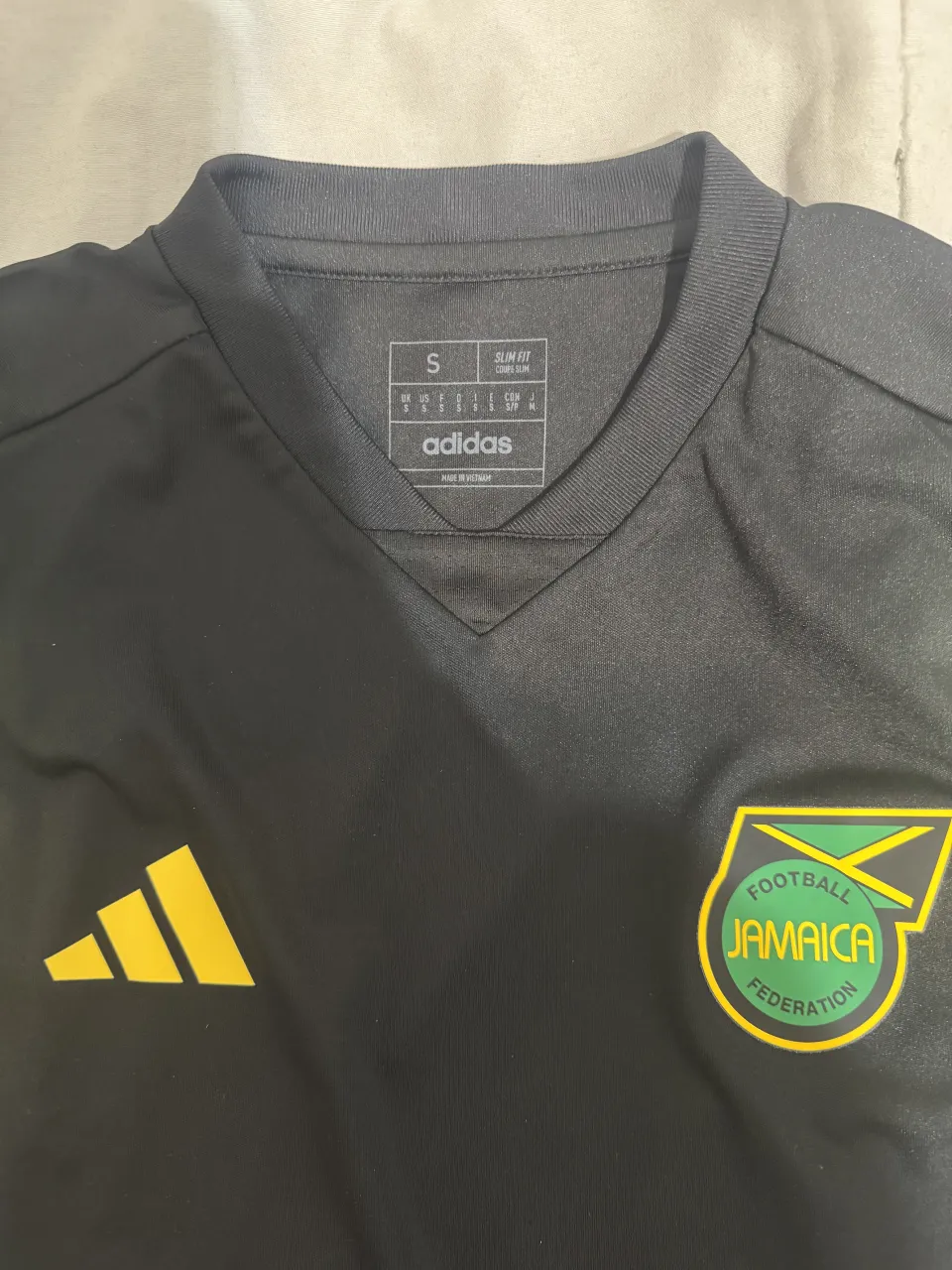 Musculosa adidas - Vista 3