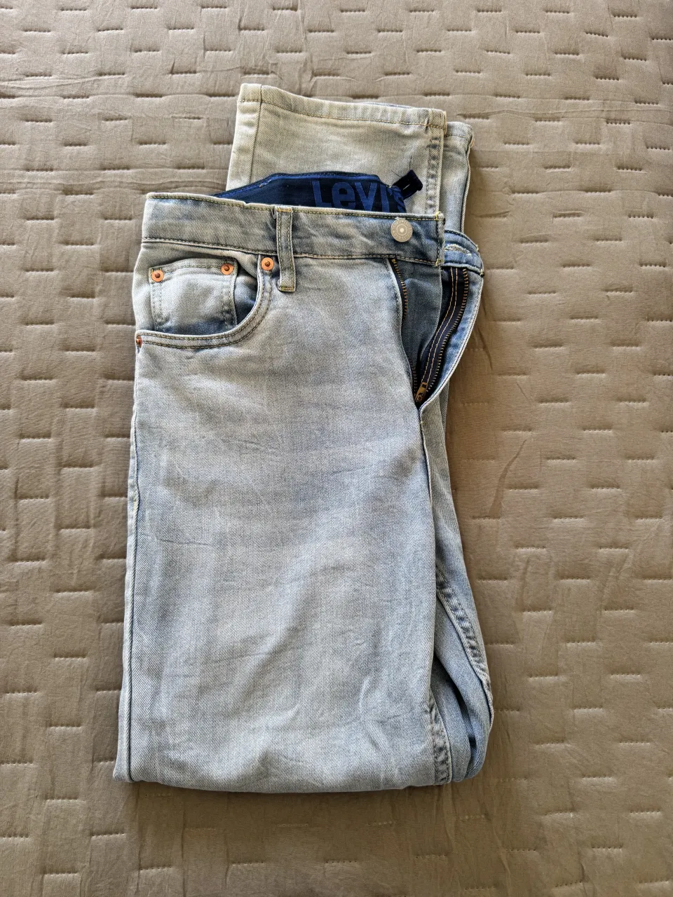 Jean Levi's - imagen 2