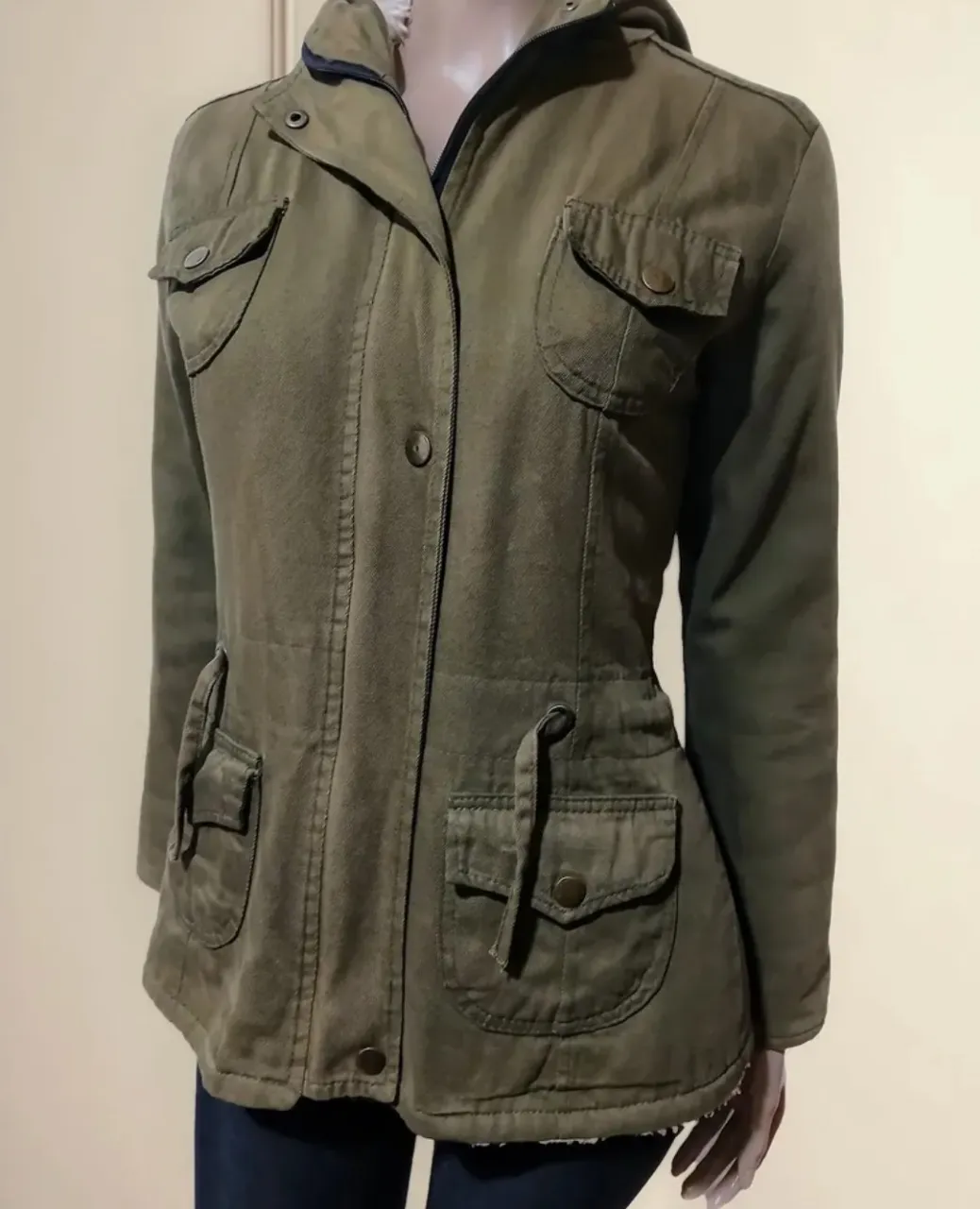 Campera A ≠ - imagen 2