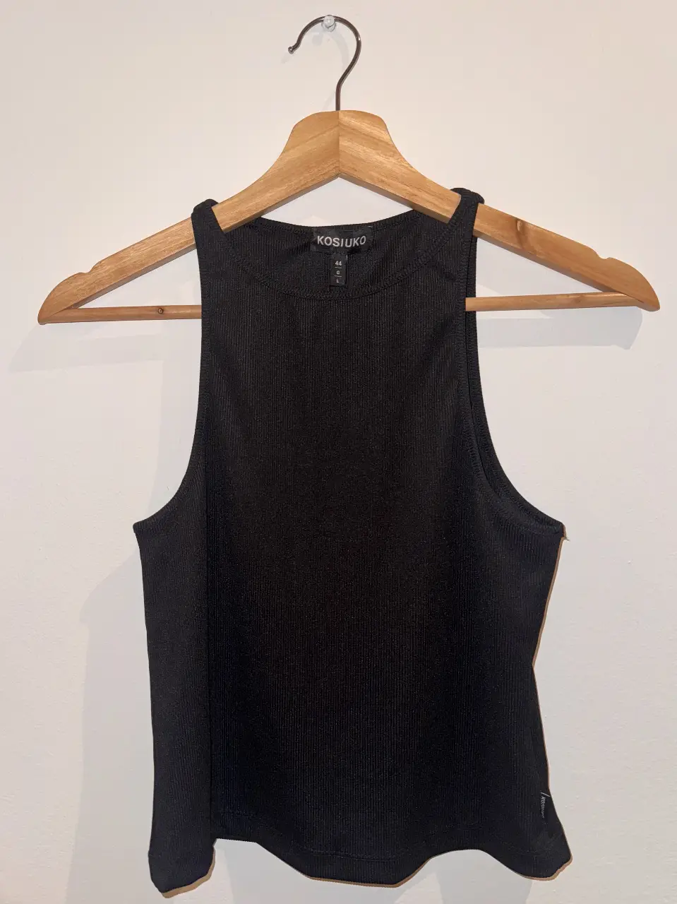 Musculosa Kosiuko - imagen 2