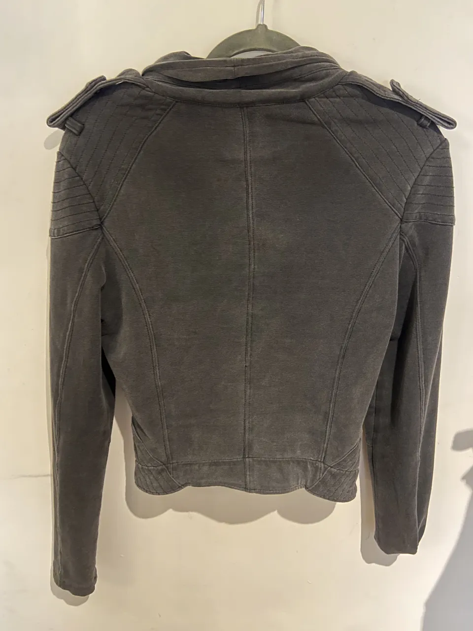 Campera Complot - imagen 3