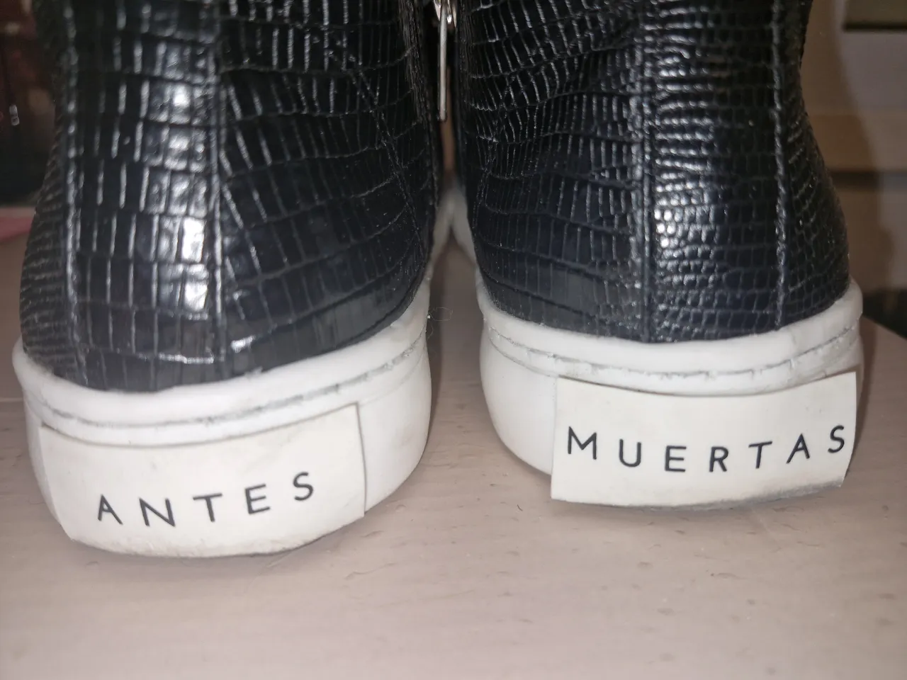 Zapatillas Antes muertas que sencillas - imagen 5