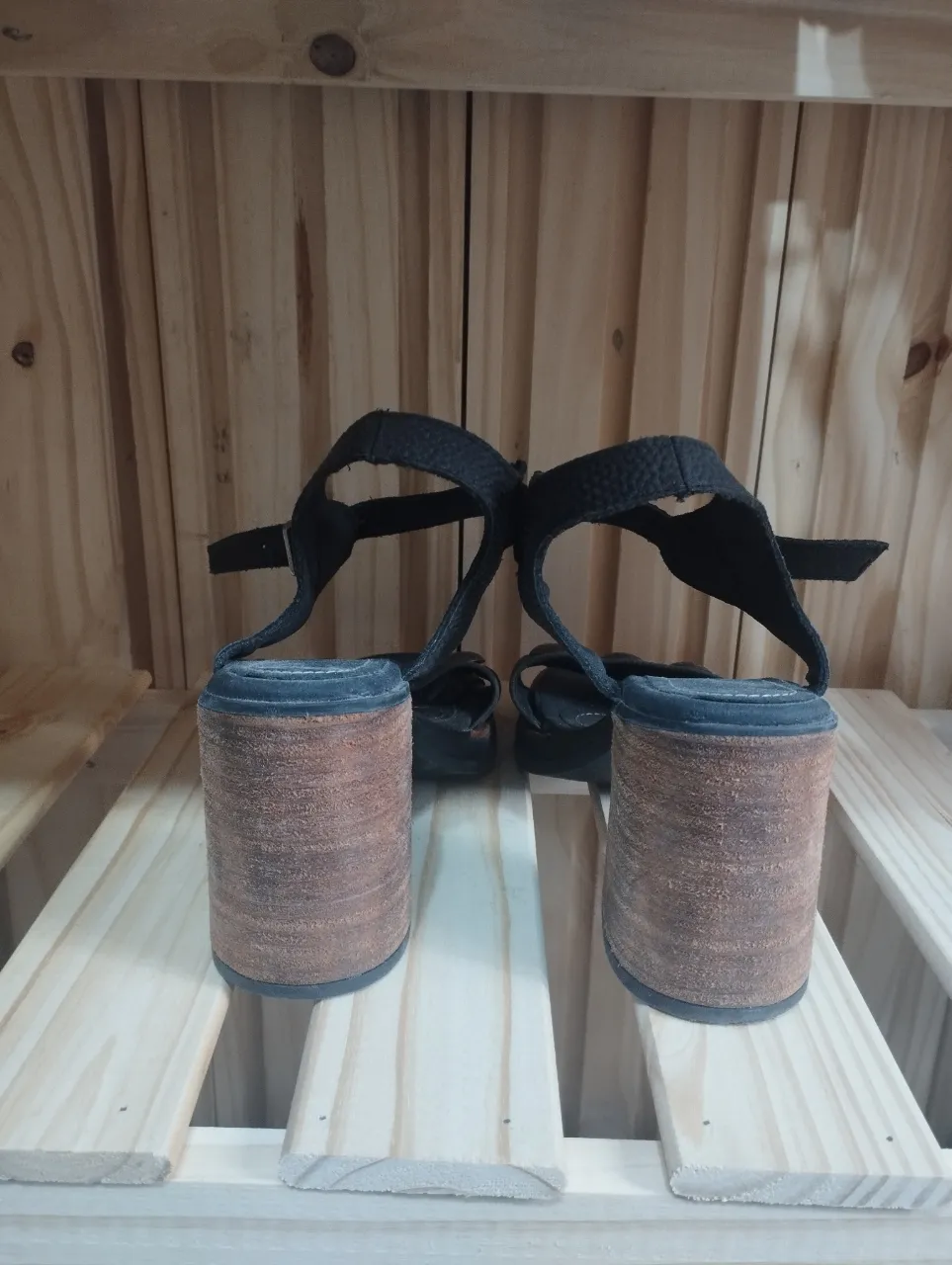 Sandalias A ≠ - imagen 3