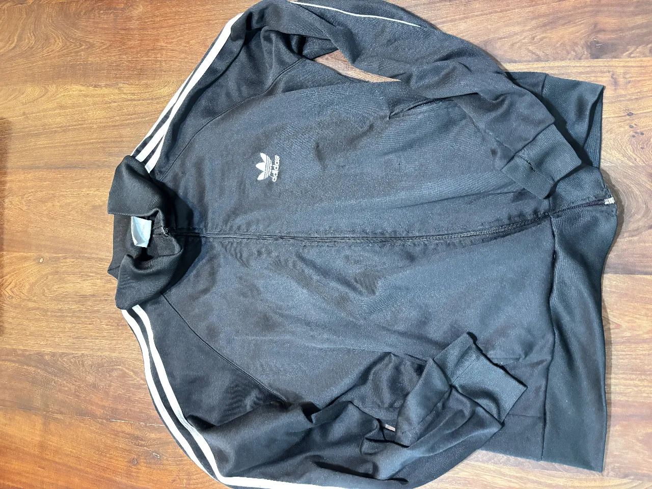 Buzo adidas - imagen 1