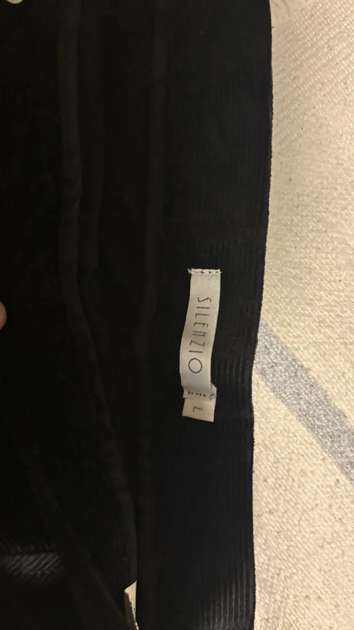 Pollera Silenzio - Vista 2