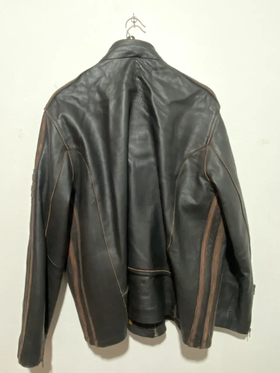 Campera Black Rimet - imagen 2