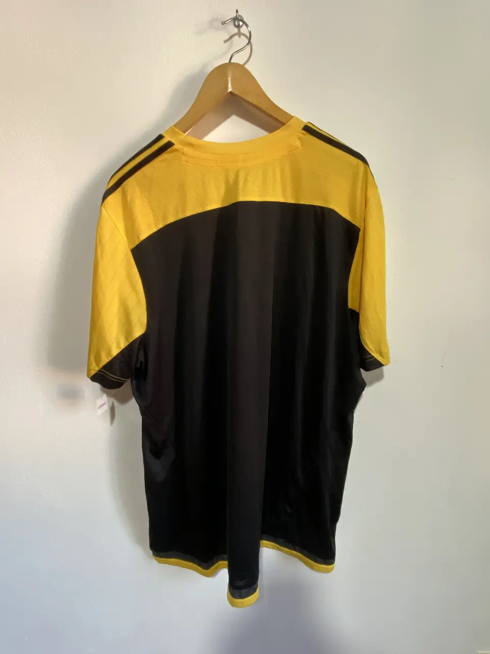 Camiseta adidas - Vista 4