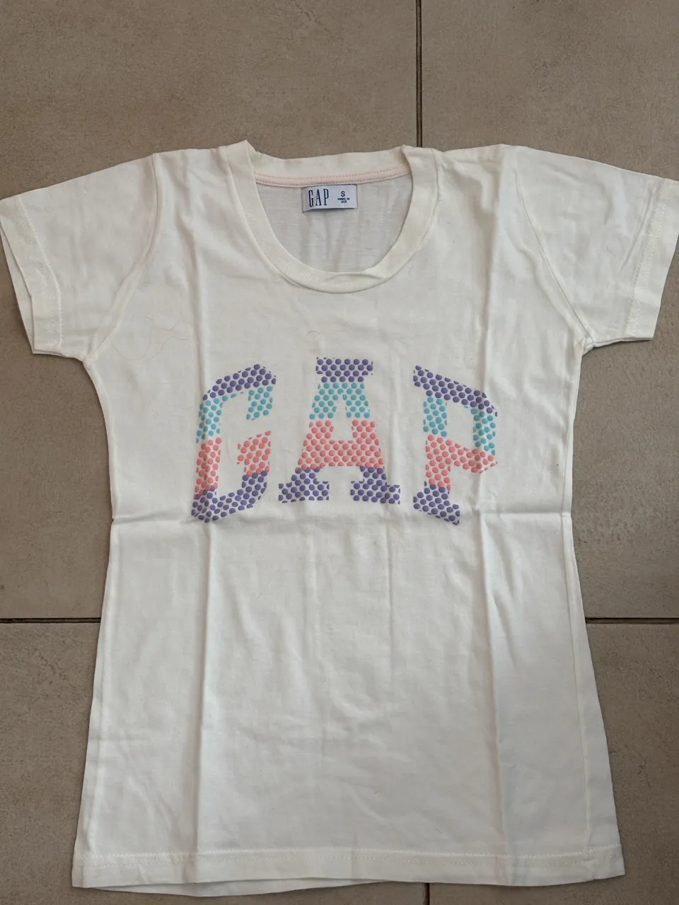 Remera GAP - imagen 1