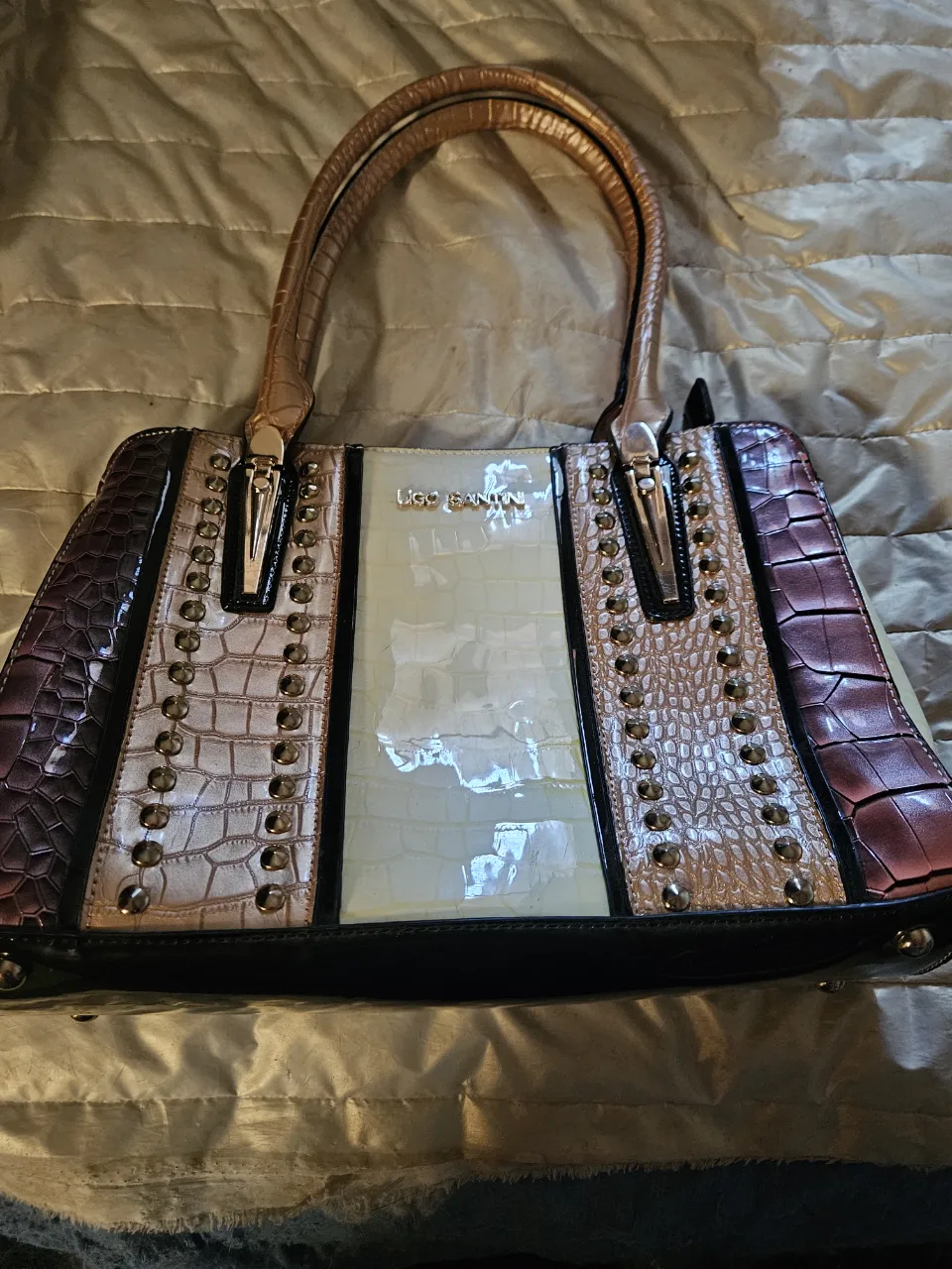 Cartera A ≠ - imagen 2