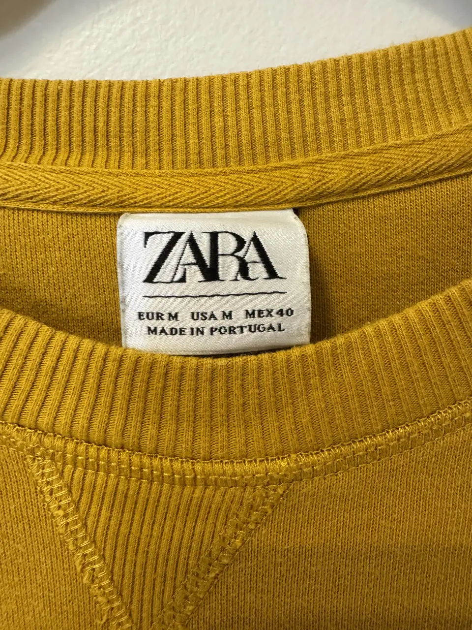 Buzo Zara - imagen 2