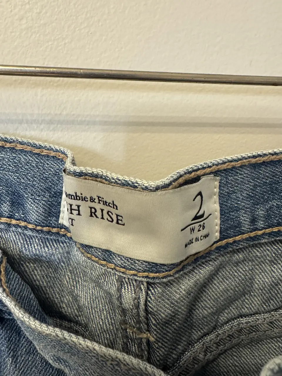 Short Abercrombie & Fitch - imagen 2