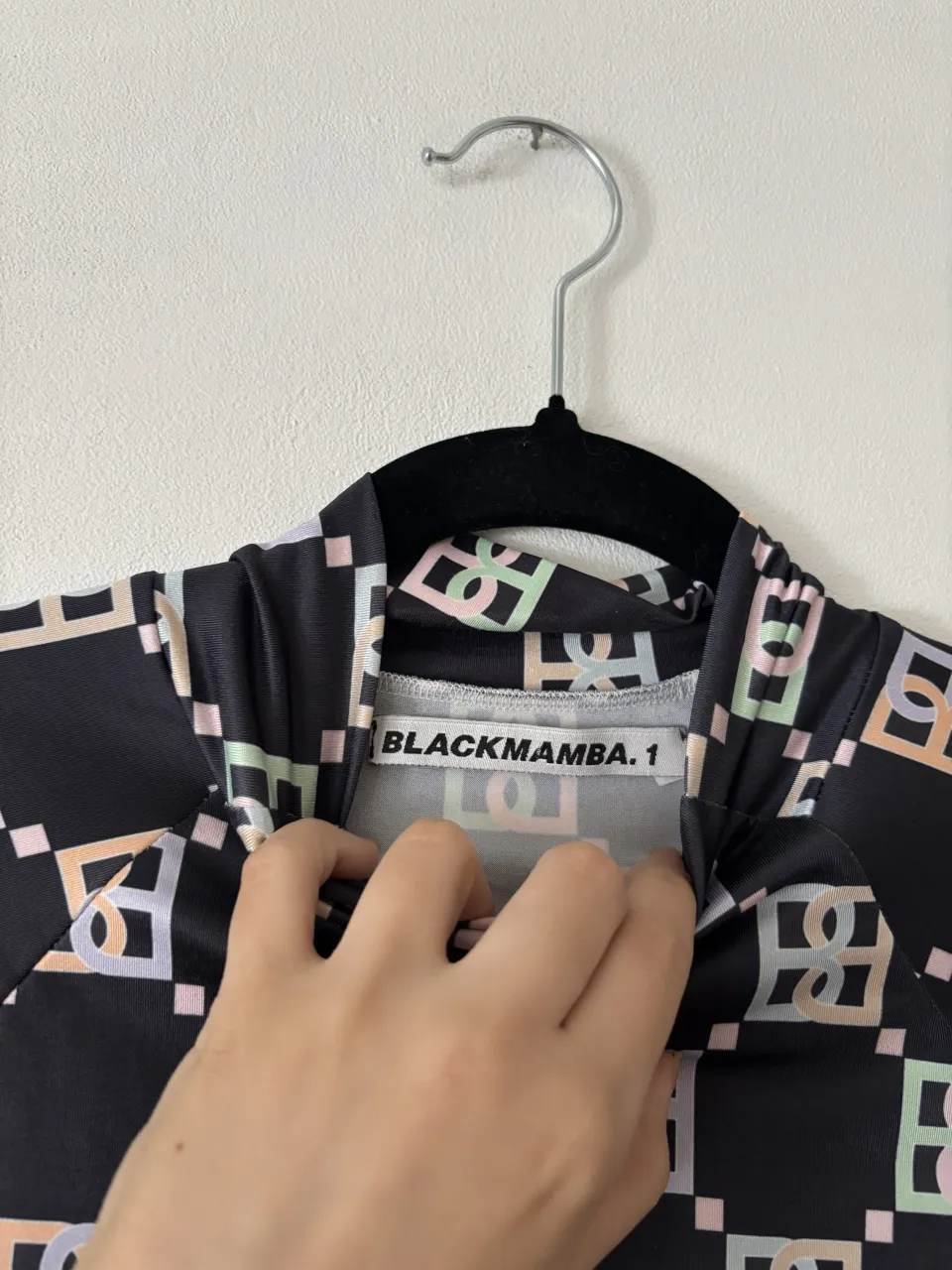 Remera BLACKMAMBA - Vista 2