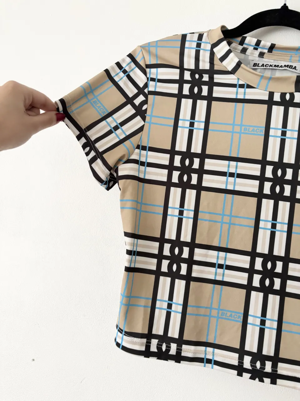 Remera BLACKMAMBA - Vista 3