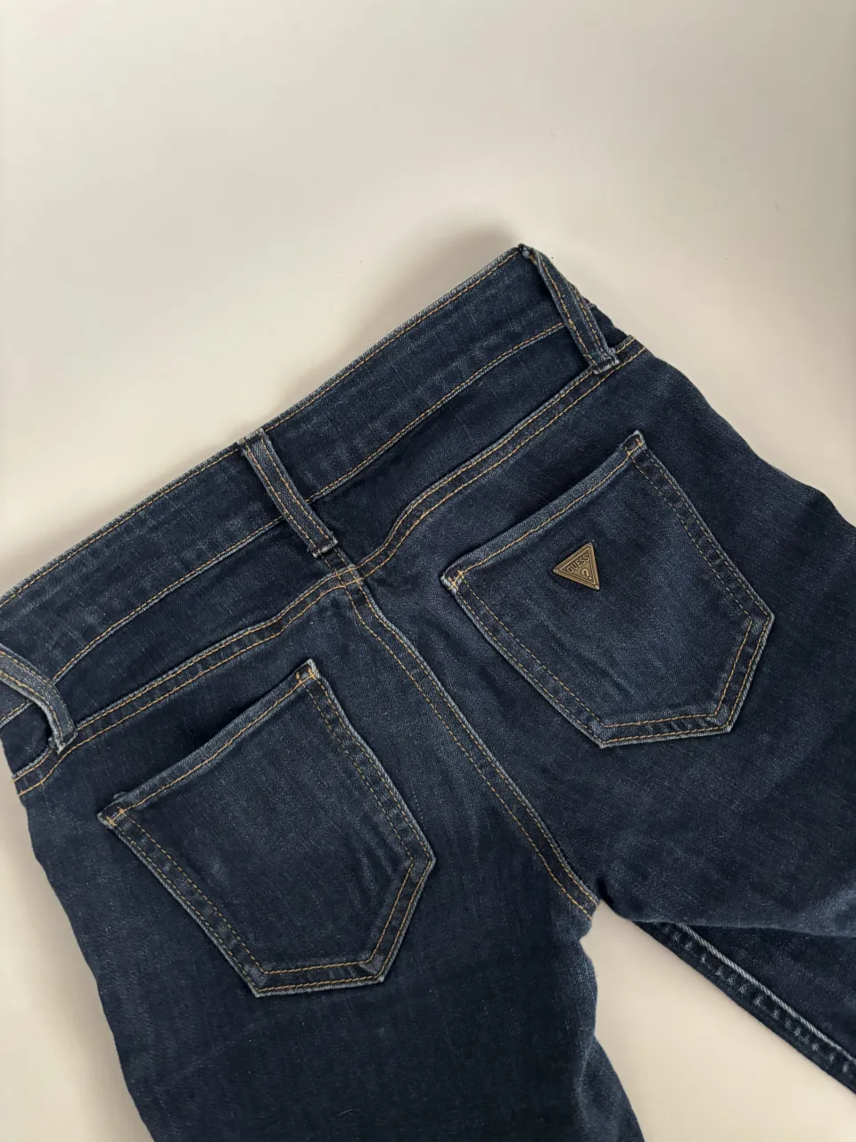 Jean GUESS - imagen 2