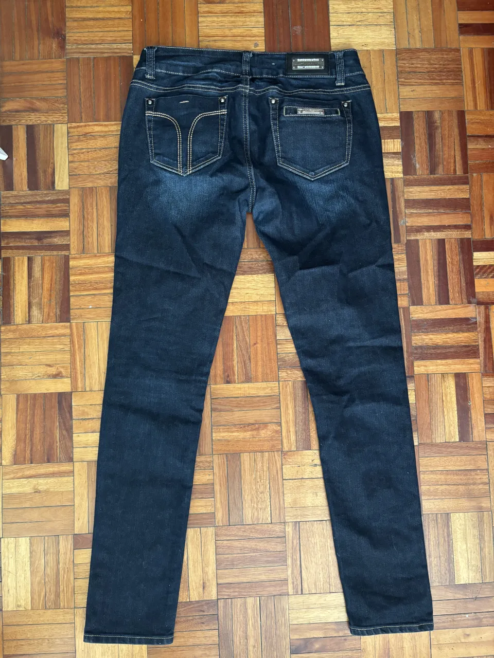 Jean GUESS - imagen 9