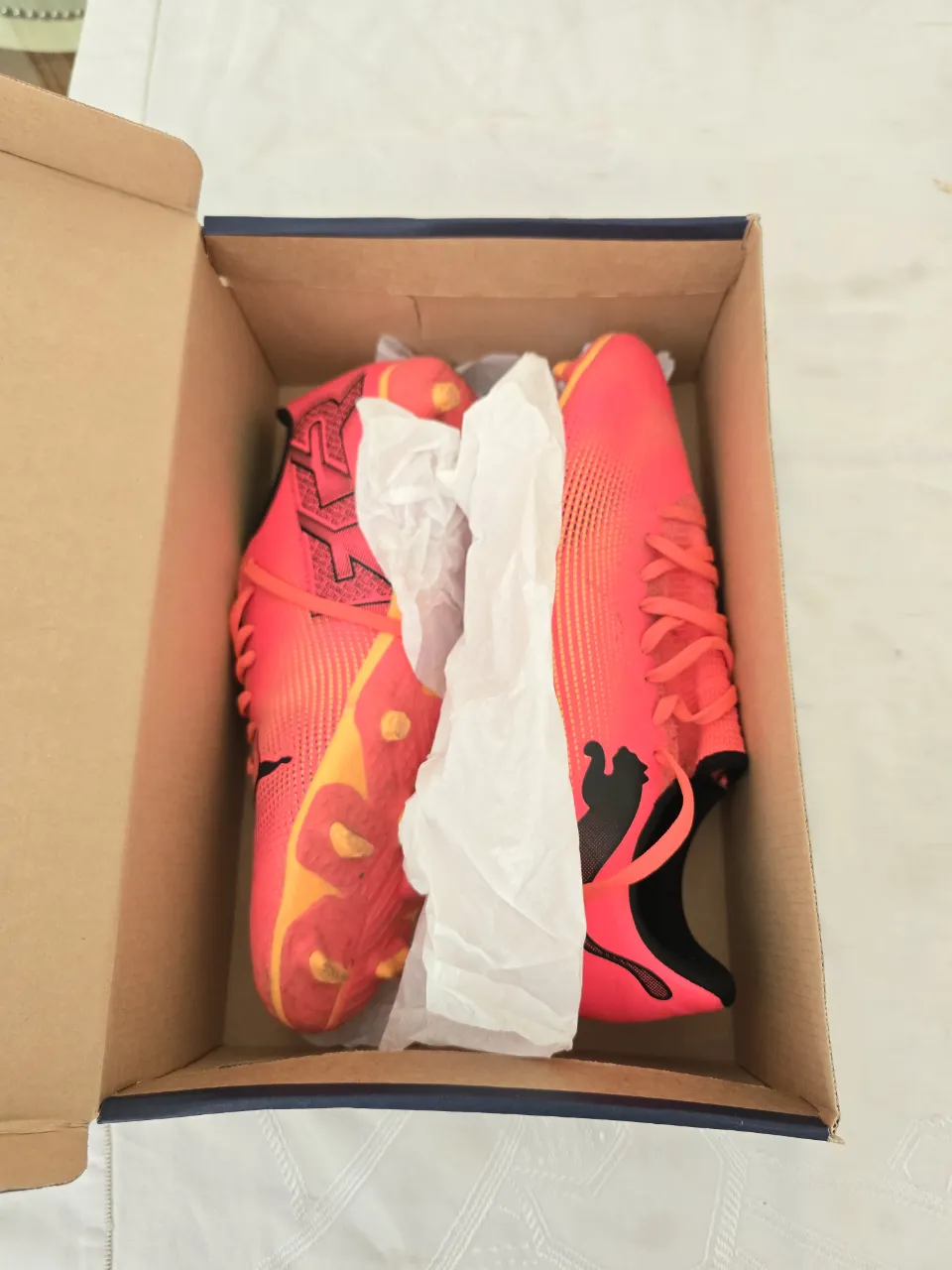 Botín de fútbol Puma - imagen 2