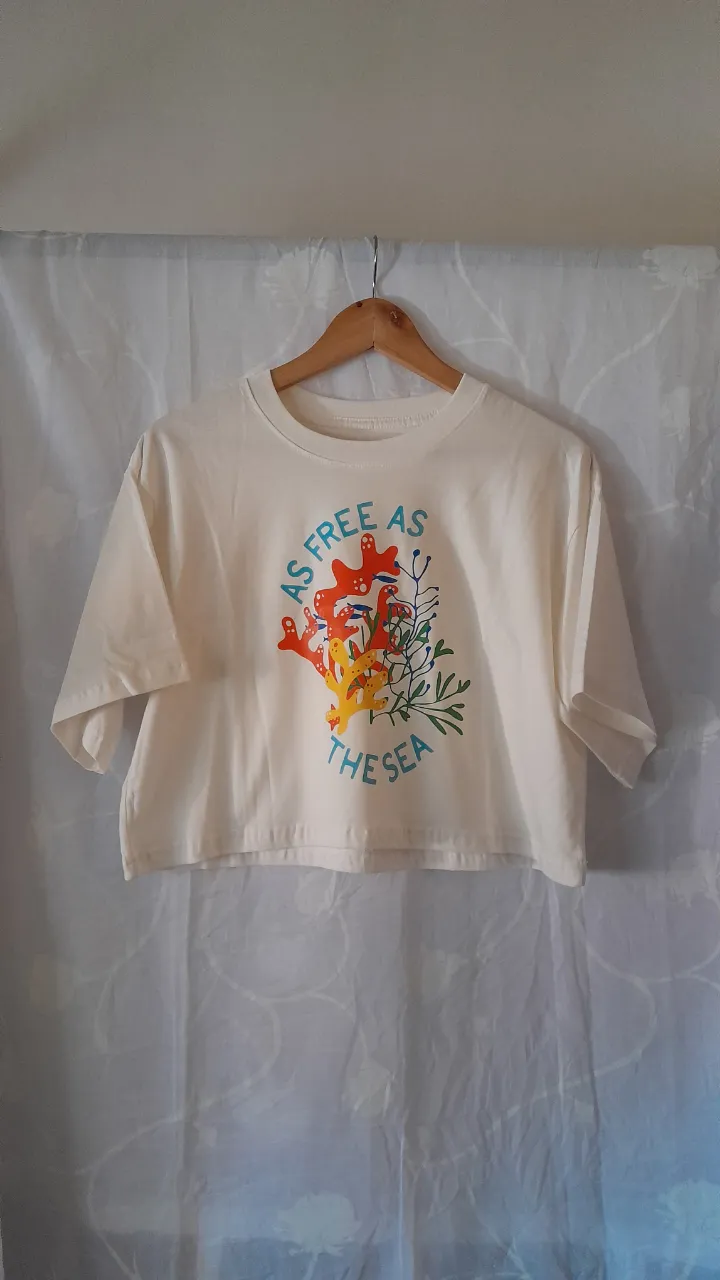 Remera A ≠ - imagen 1