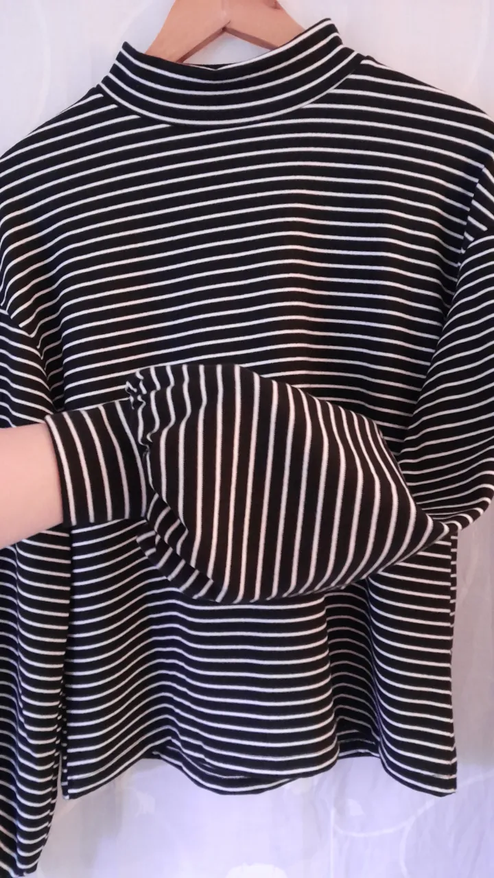 Remera A ≠ - imagen 2