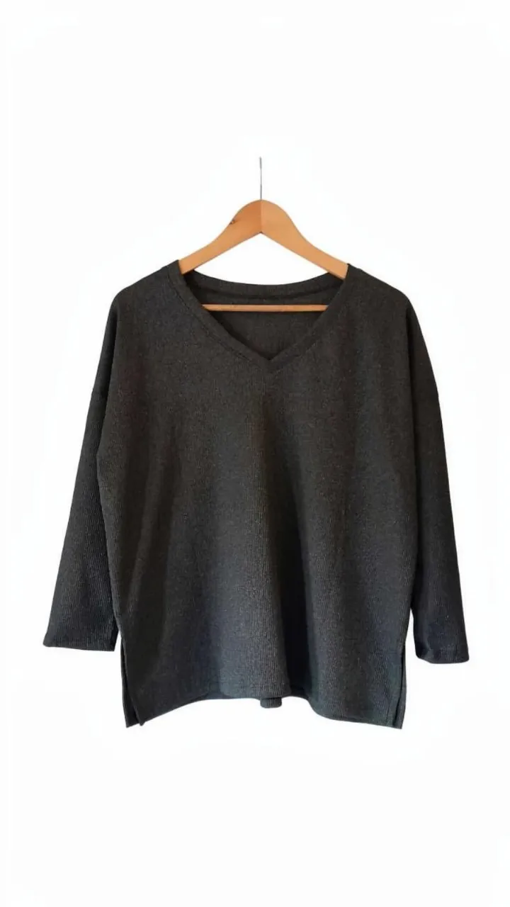 Remera A ≠ - imagen 2