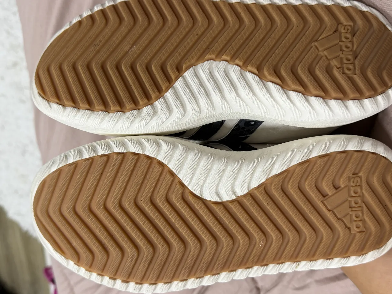 Zapatillas adidas - imagen 1