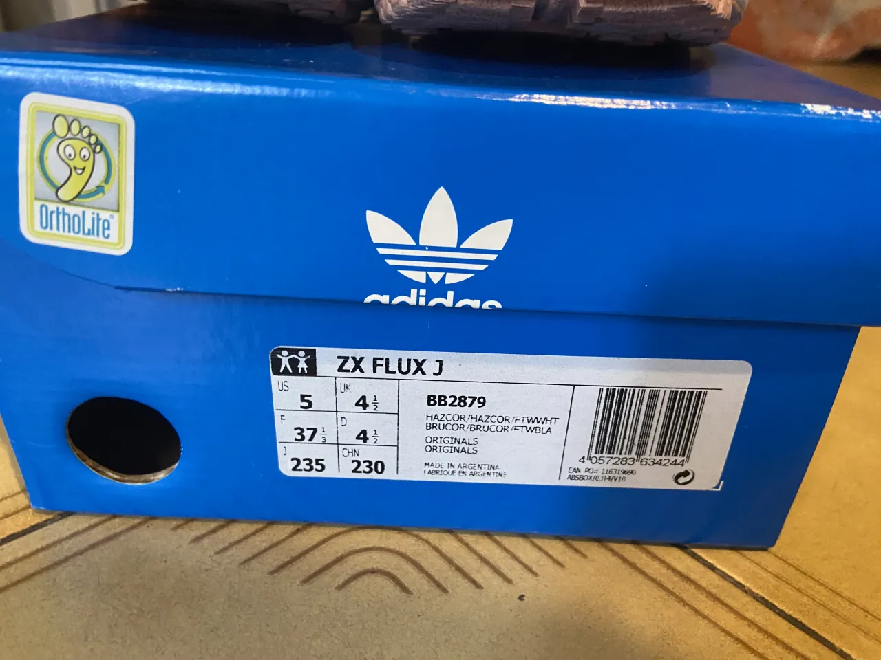 Botines adidas miniatura 6