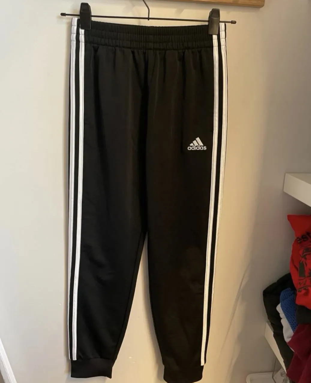 Pantalón adidas