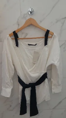 Zara Basic