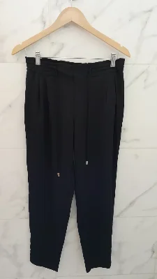 Zara Basic