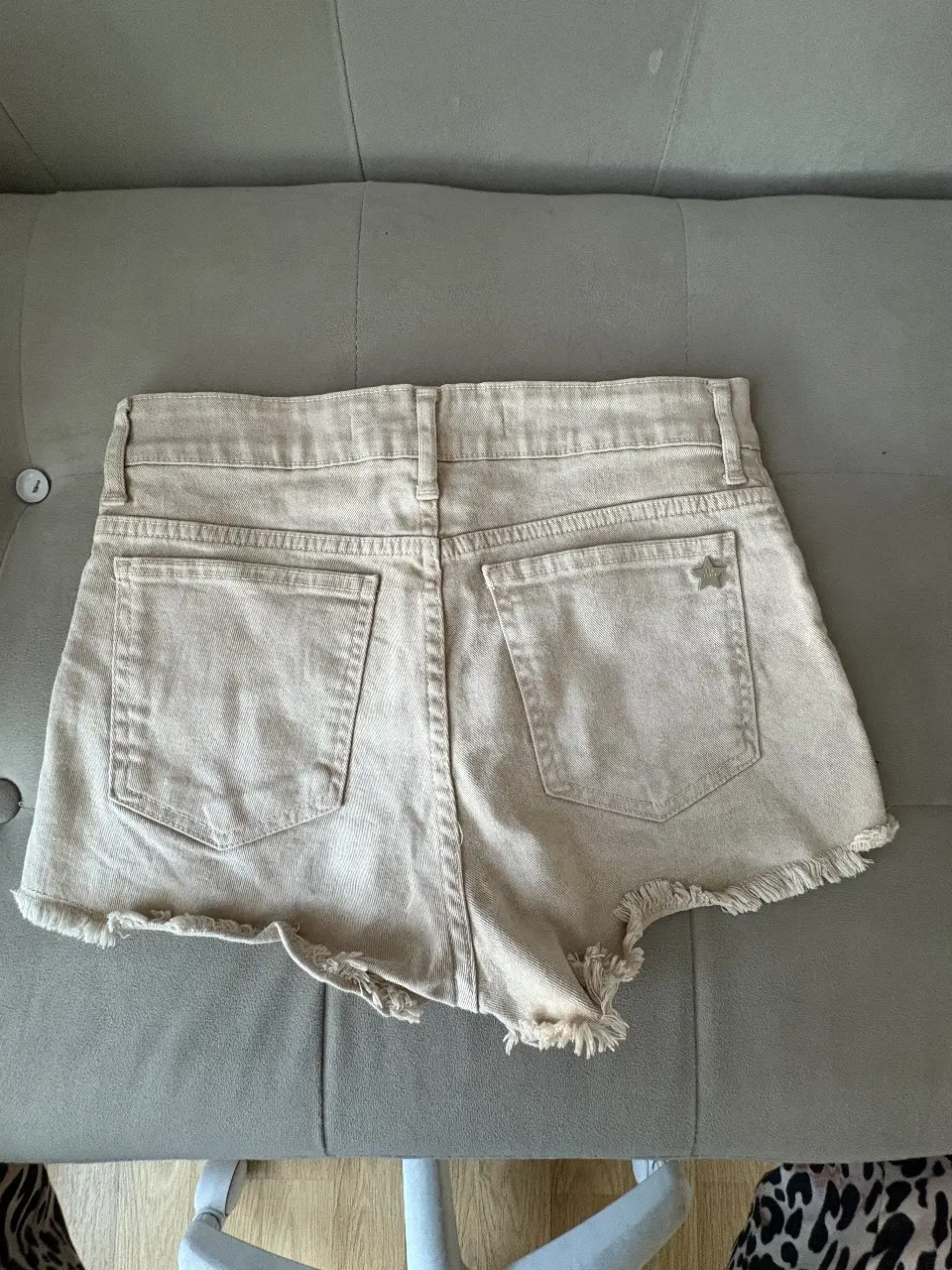 Short Kosiuko - imagen 2
