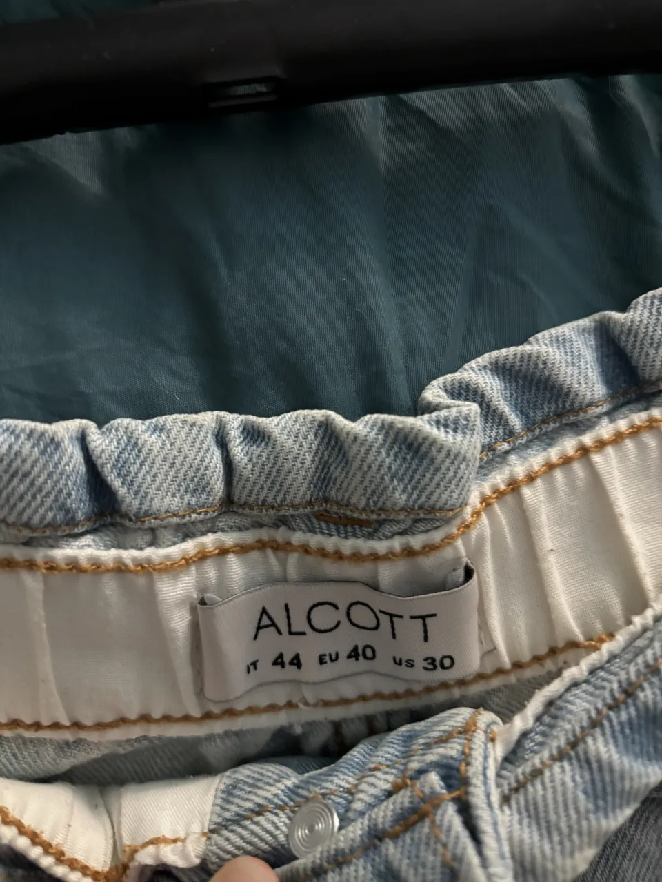Short Alcott - imagen 3
