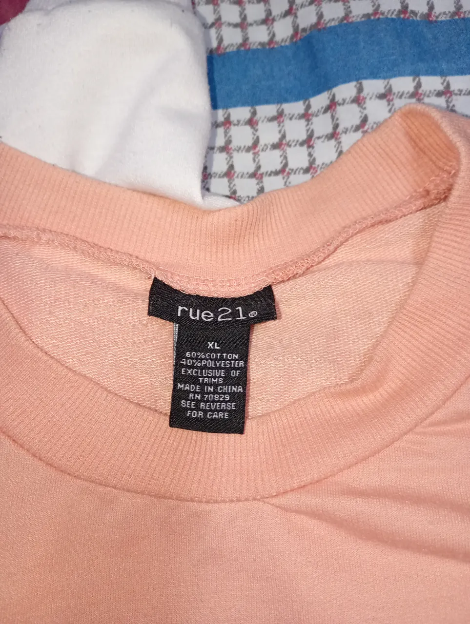 Buzo rue 21 - imagen 5