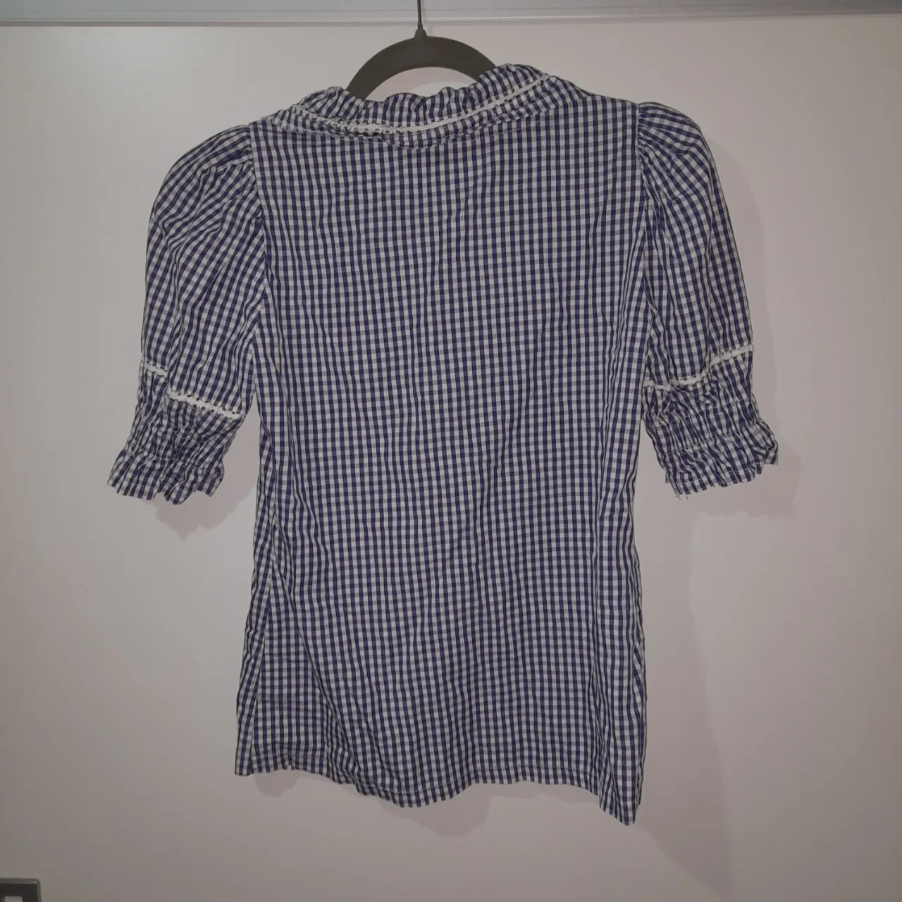 Remera Present serie - imagen 6
