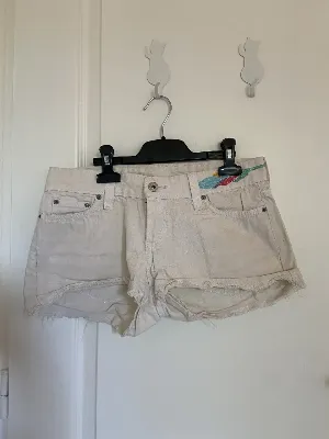 Levi's