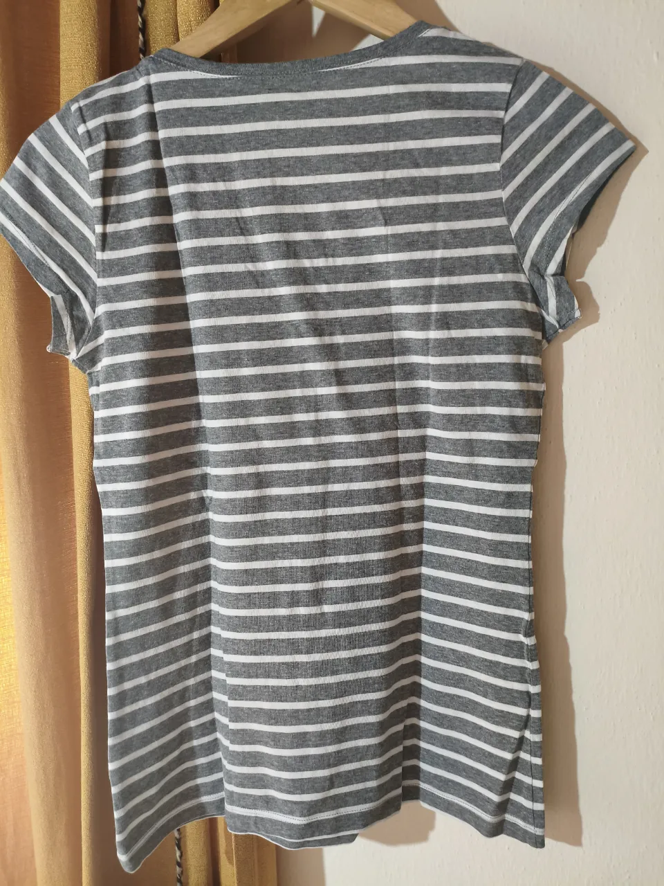Remera H&M - imagen 2