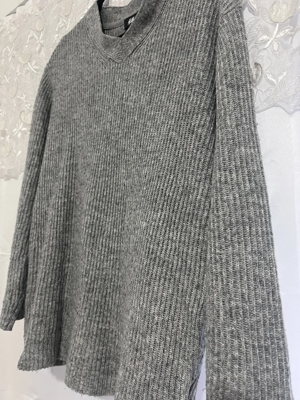Sweater H&M - Vista 3