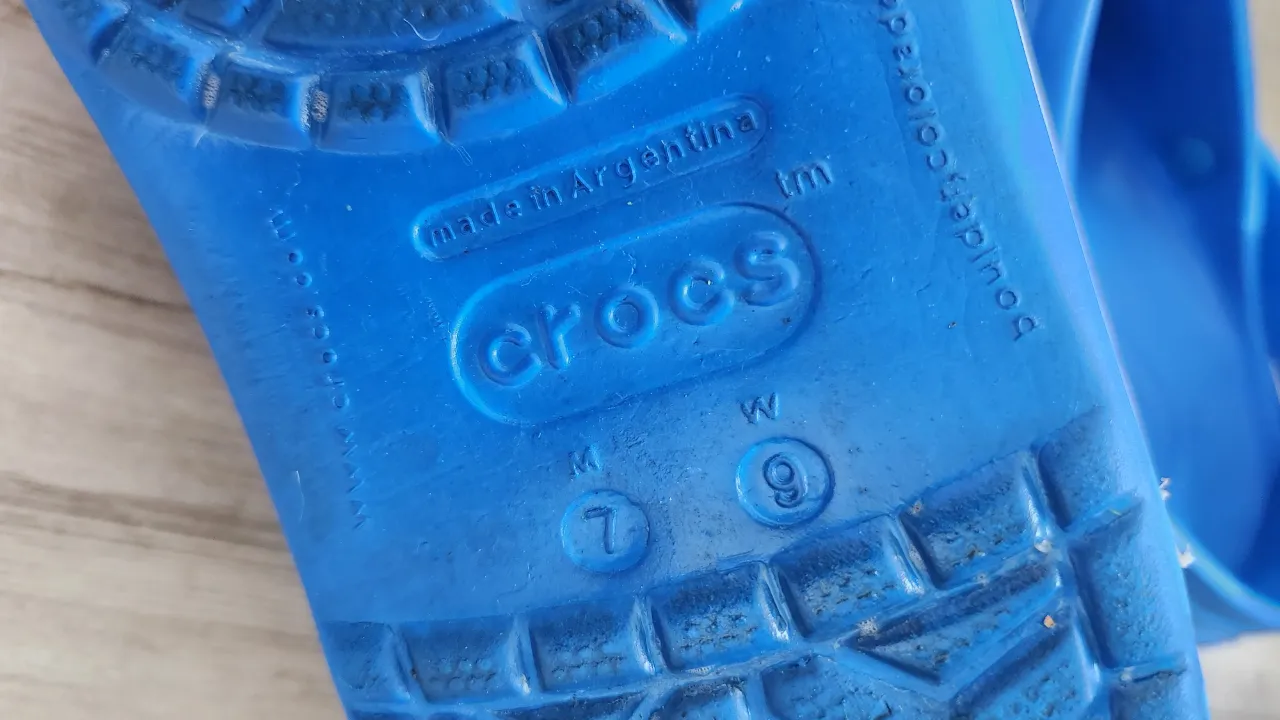 Zueco y mule Crocs - imagen 3