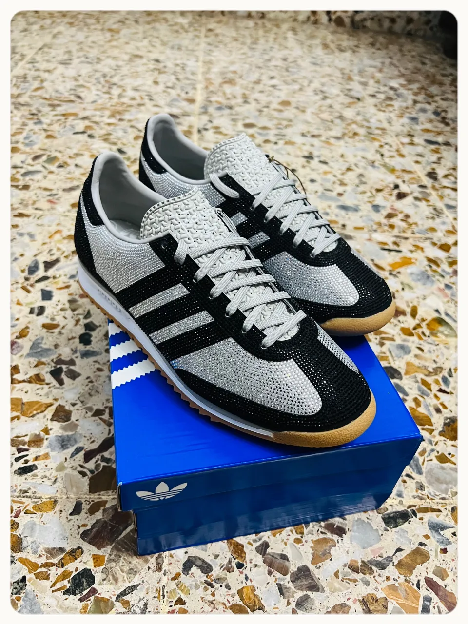 Zapatillas adidas - imagen 3