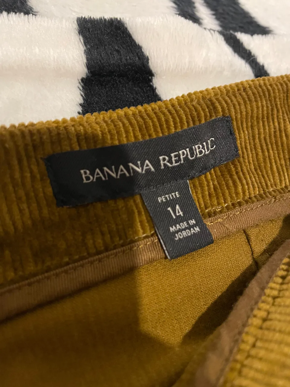 Pantalón Banana Republic miniatura 2
