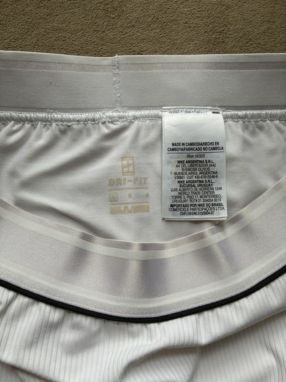 Pollera Nike - imagen 3