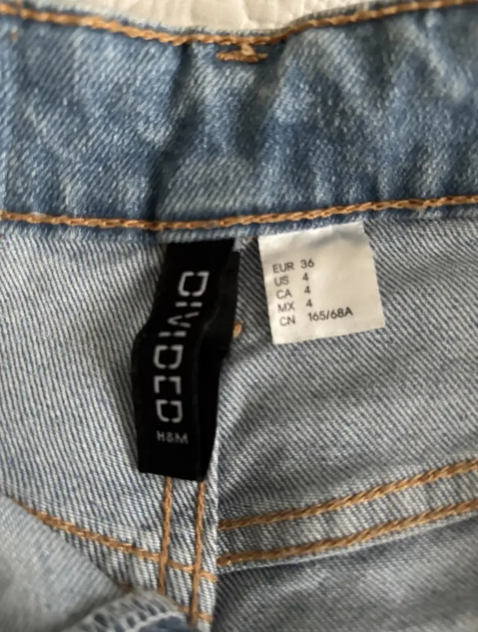 Jean Divided - imagen 4