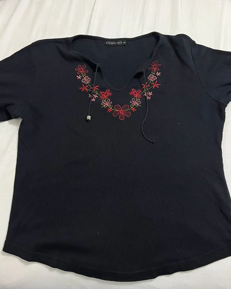 Remera Complot - imagen 1