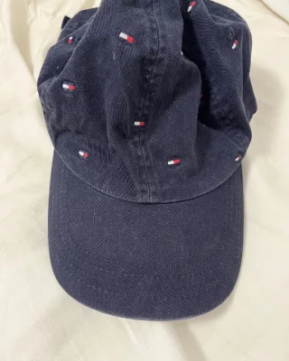 Tommy Hilfiger