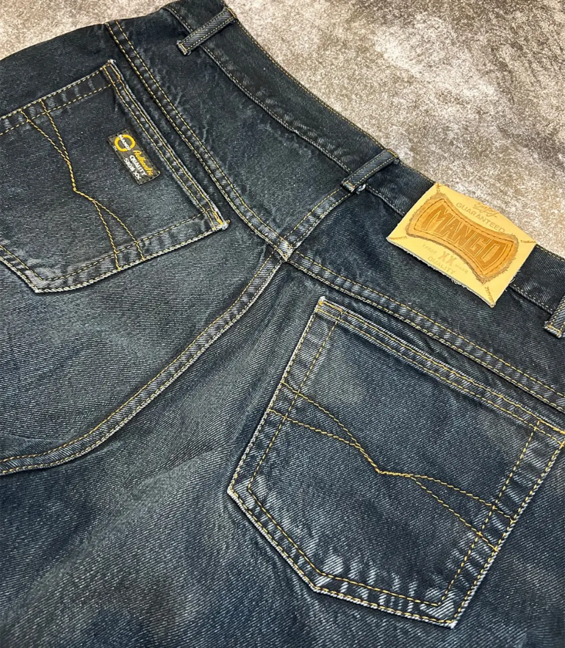 Jean Mango - imagen 2