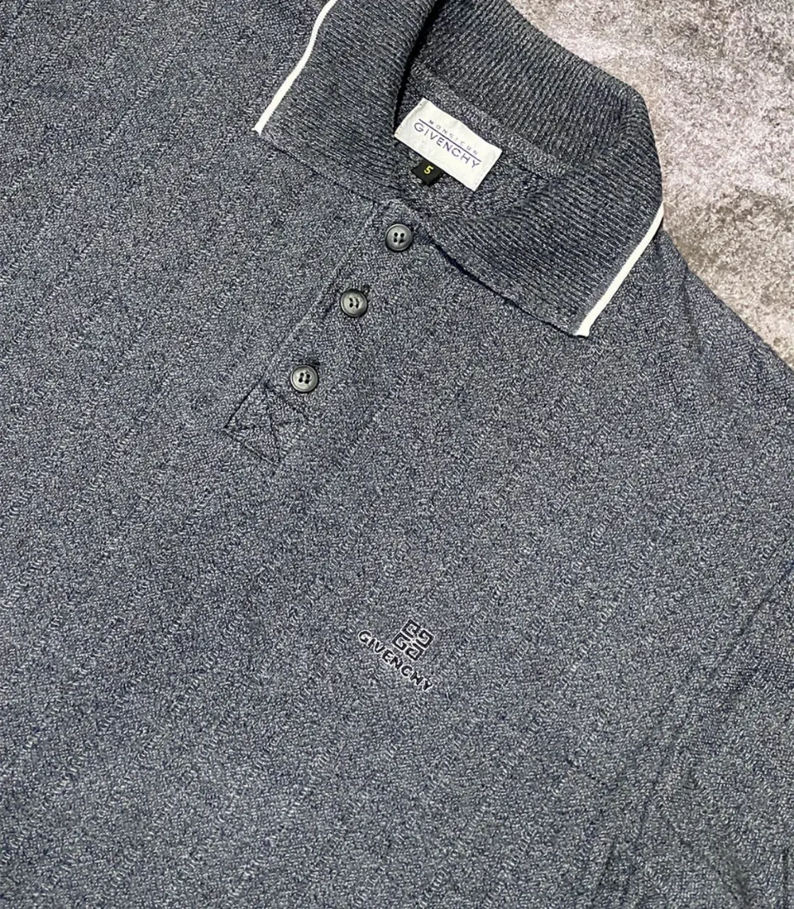 Remera Givenchy - imagen 2