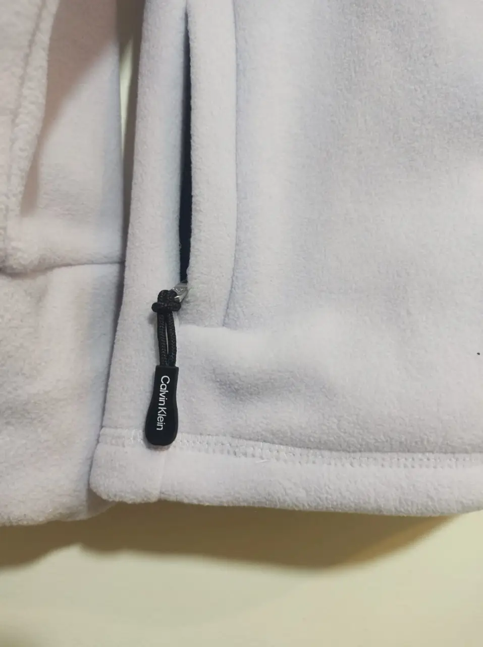 Buzo Calvin Klein miniatura 5