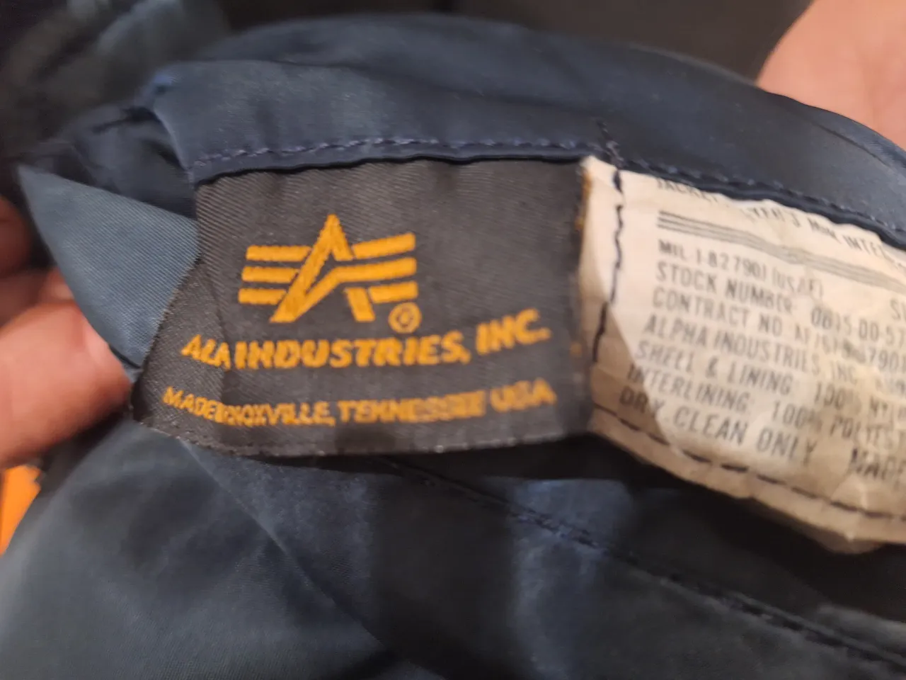 Campera Alpha Industries - imagen 3