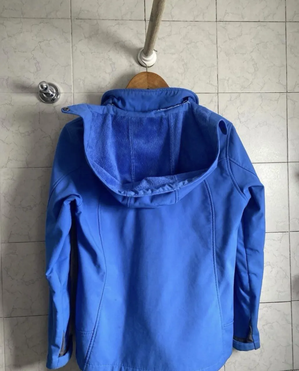 Campera Ninguna - Vista 2