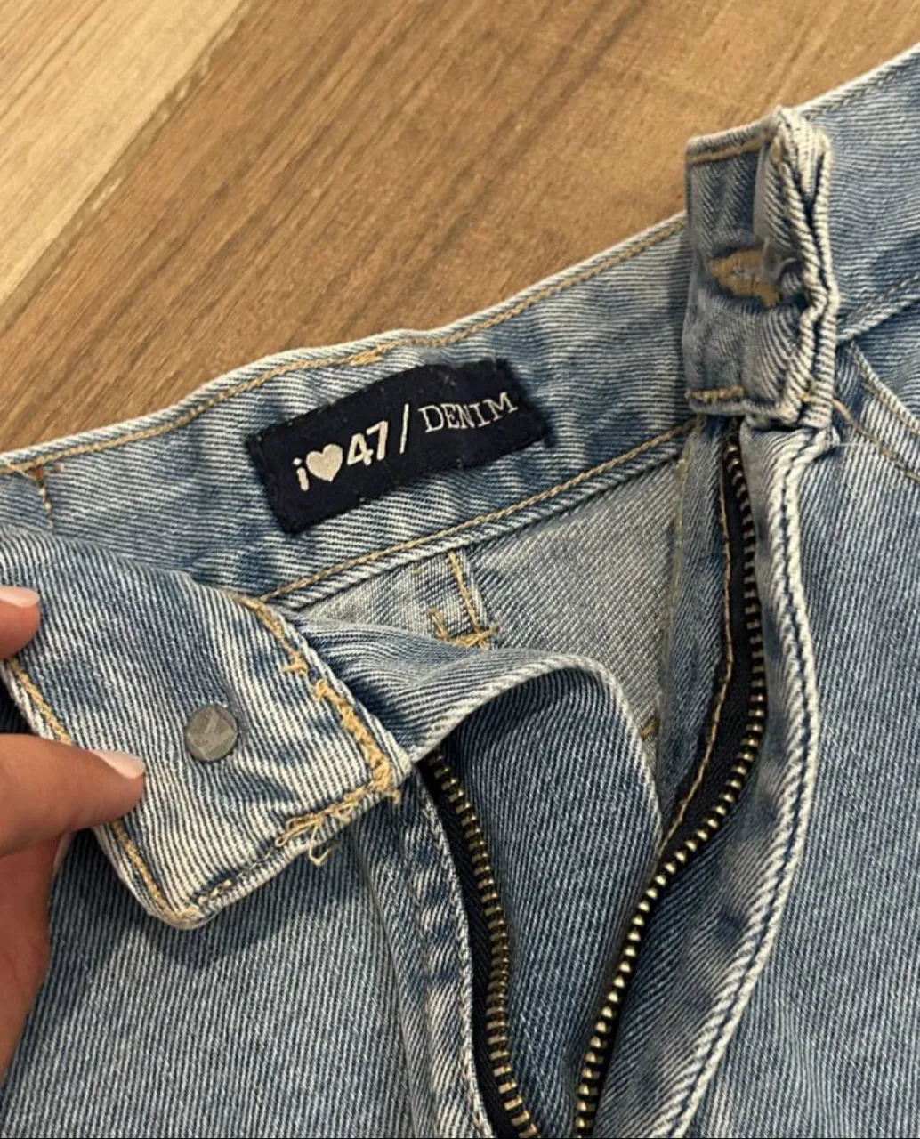 Short 47 Street - imagen 3